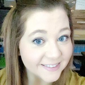 Meet your Posher, Kelli